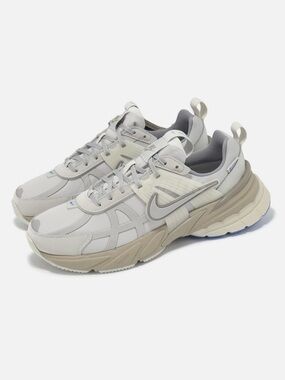 WOMEN'S NIKE V2K RUN GORE-TEX WATERPROOF CASUAL SHOES